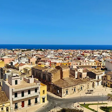 Al Pianotto, Vintage Ad Avola, Vista Mare アパート